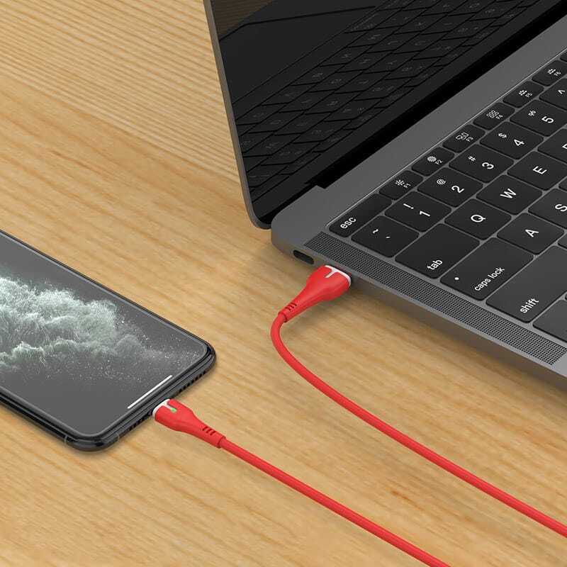  کابل USB به لایتنینگ هوکو مدل X45 به طول 1 متر رنگ قرمز نمای اتصال به لپ تاب 