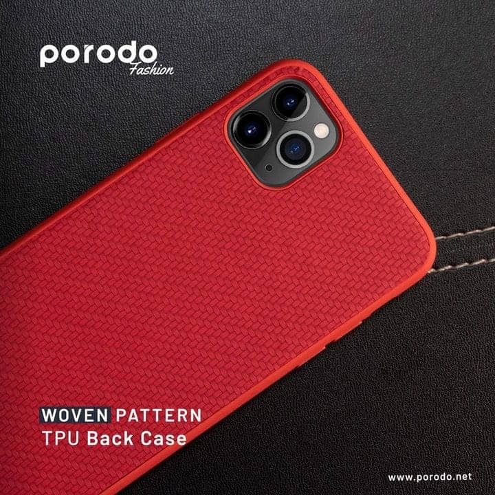  گارد پرودو مدل Woven Pattern موبایل آیفون 11 پرو مکس رنگ قرمز در نمای کج 